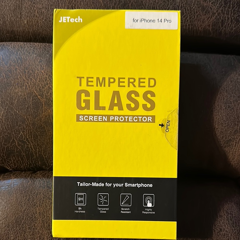 Tempered Glass Screen Protector for iPhone 14 Pro